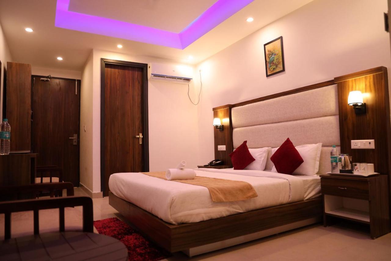 Hotel Cordelia Inn By Devpaga Hotels Pvt Ltd Rishikesh Exterior photo