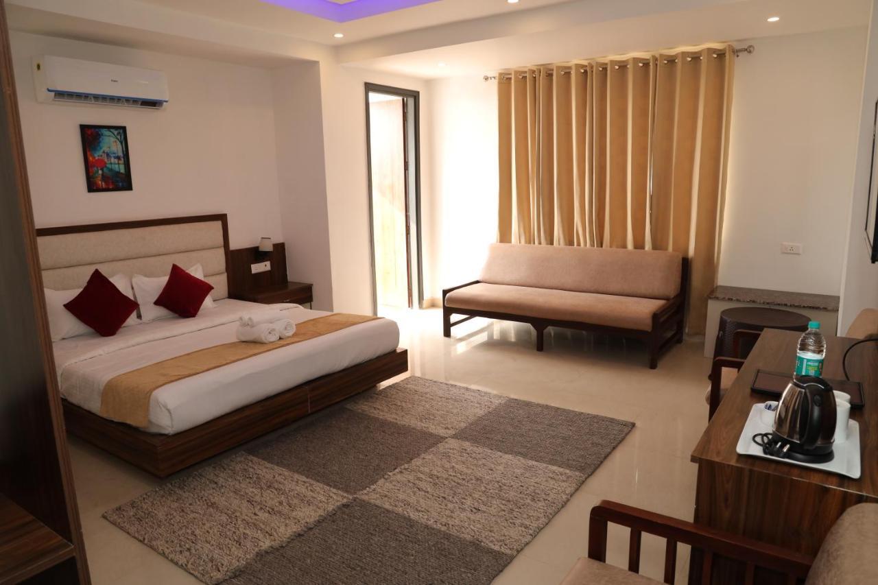 Hotel Cordelia Inn By Devpaga Hotels Pvt Ltd Rishikesh Exterior photo